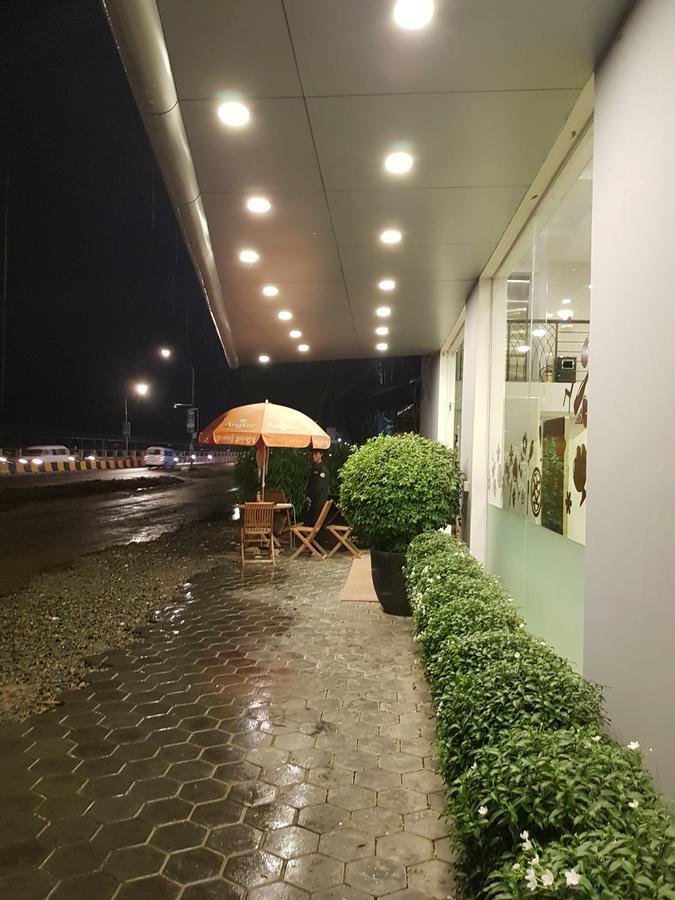 فندق جولدن ابل بنوم بنه المظهر الخارجي الصورة
